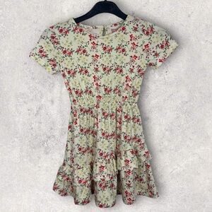 Nwt BCBG Girls Floral Dress‎ Size 4 Nordstrom 2021 Short Sleeves Ruffle Hem Cute